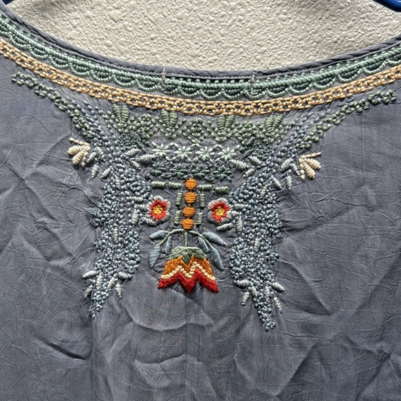 Johnny Was Embroidered Tunic - Picture 7 of 7